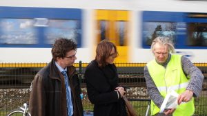CU kamerlid bij de overweg Laantje van Alverna 6-1-14